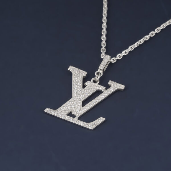 LV Large Pendant Necklace