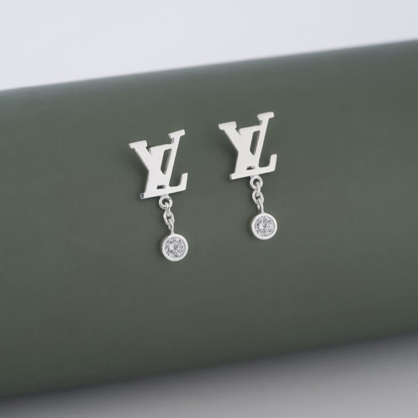 L.V Idylle Blossom Earrings