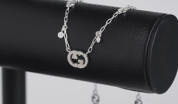 GCN002 (4) Gucci Interlocking Sterling Silver Necklace